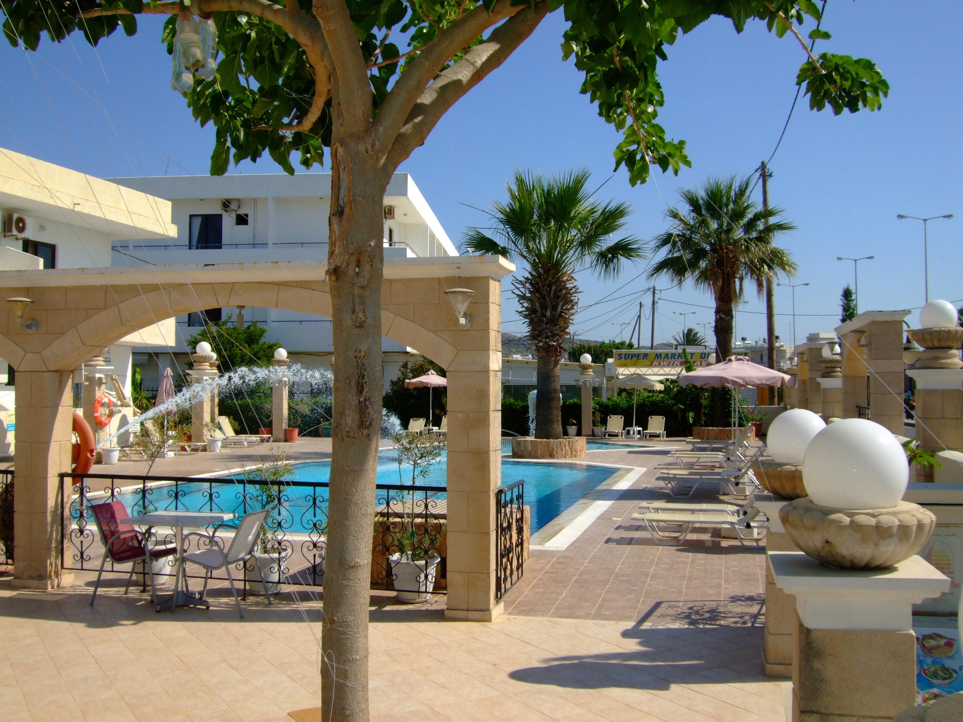 Antonios Hotel 팔리라키 외부 사진
