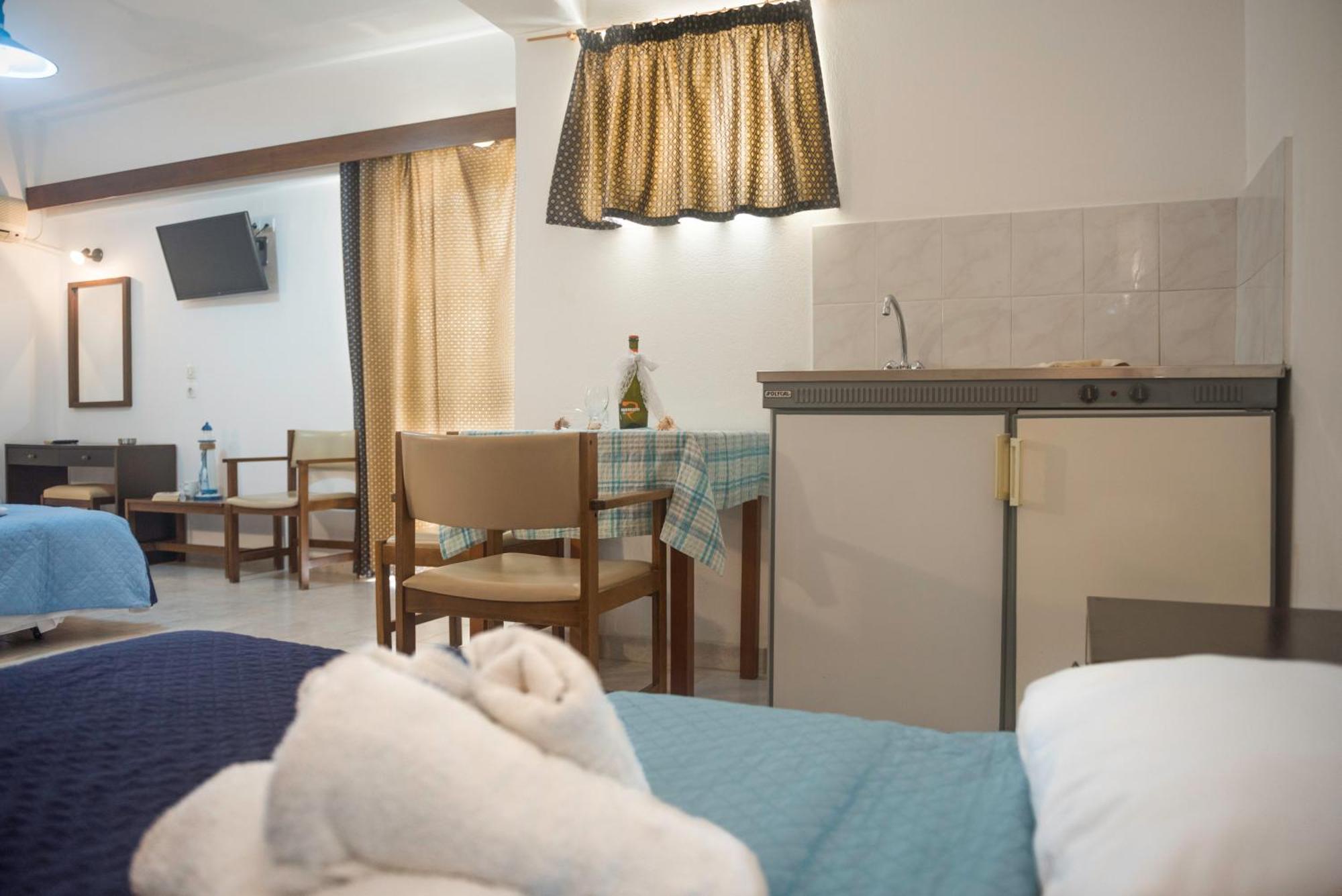 Antonios Hotel 팔리라키 객실 사진